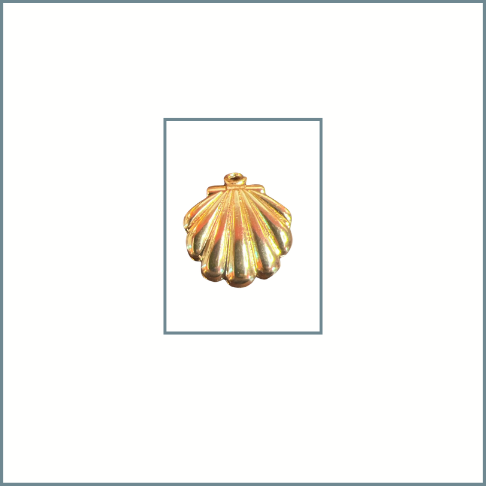 Clam Shell Charm