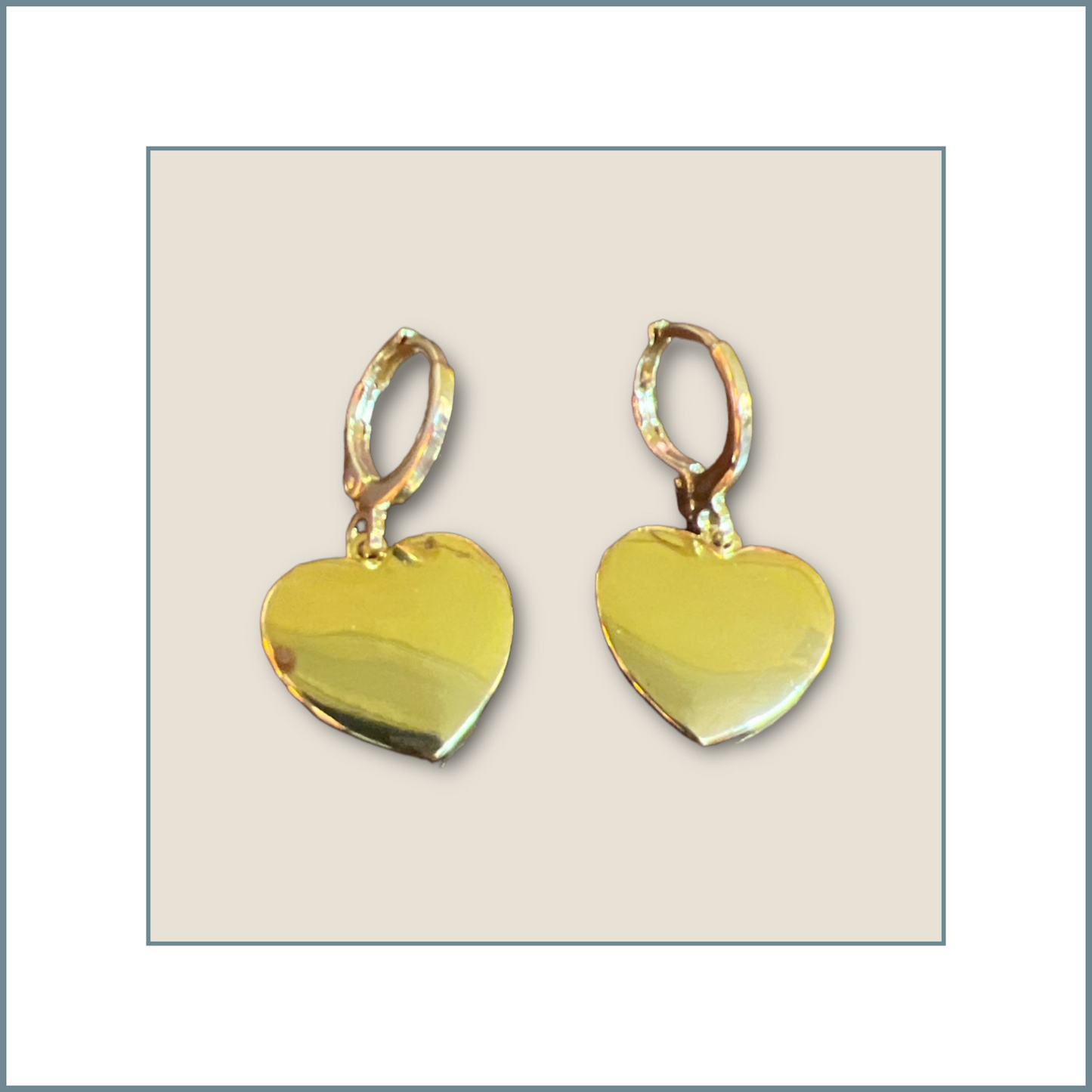 Flat Mini Heart Earrings